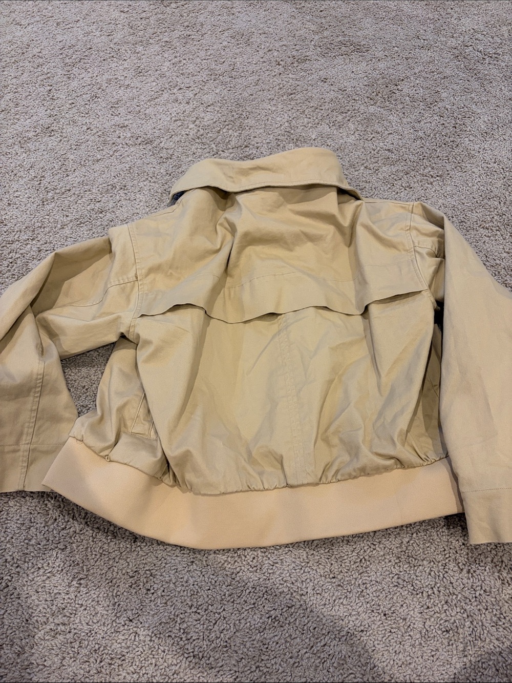 Universal Thread Trench - Picture 7 of 7